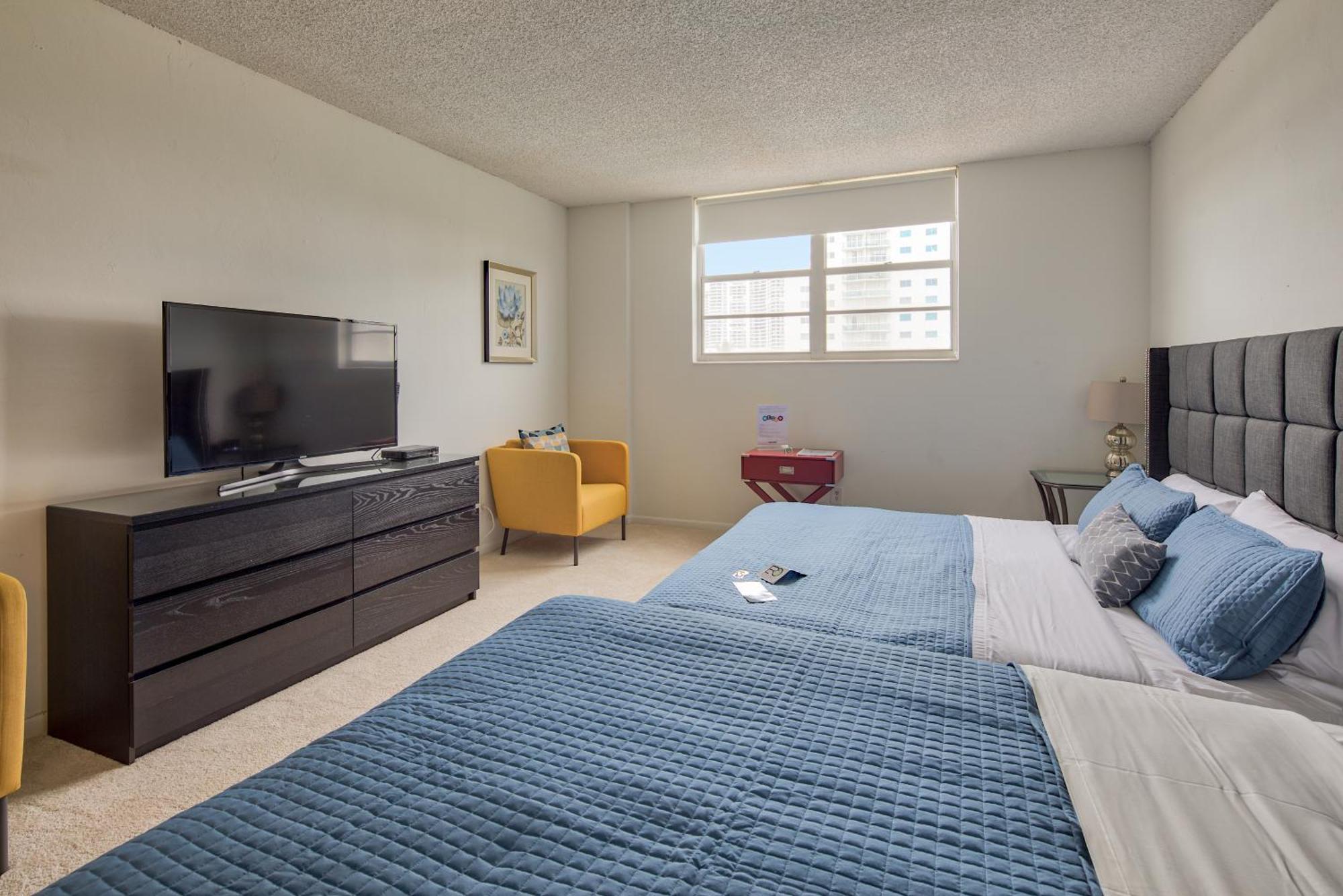 Ocean Reserve Luxury Condos Across From Sunny Isles Beach Miami Beach Habitación foto